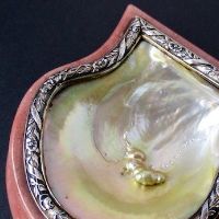 アンティQ【anti-Q】アンティークの工芸品